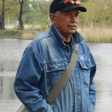 Славик Попов