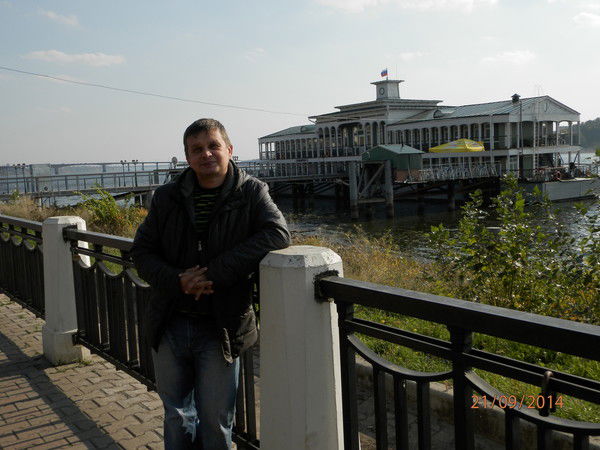 Павел Глухих