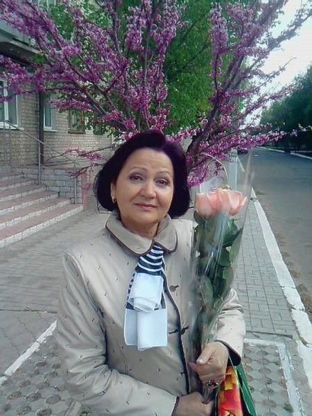 (((Александра *