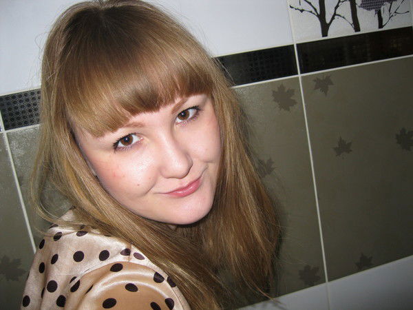 Алена Захарова