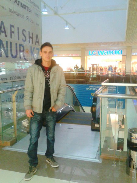 Валерий Олейников