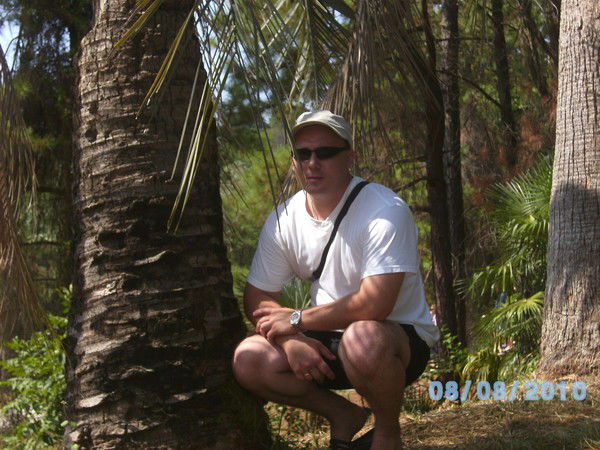 Андрей Бухаров