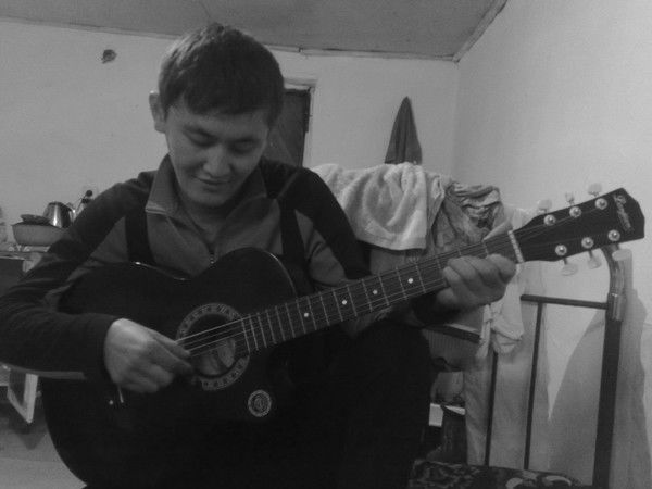 Айбек Шайда