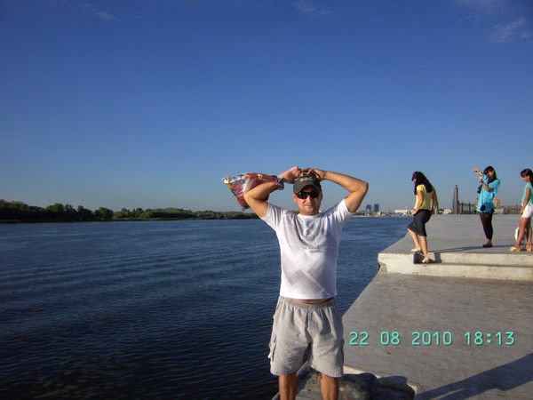 Роберт Хусаинов