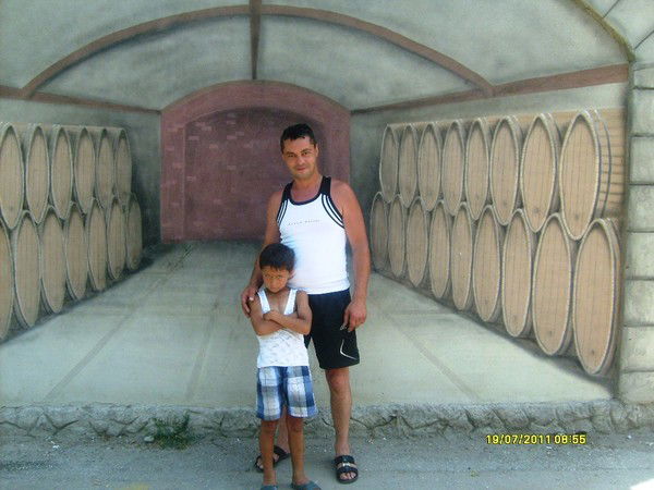 Рома Айвазов