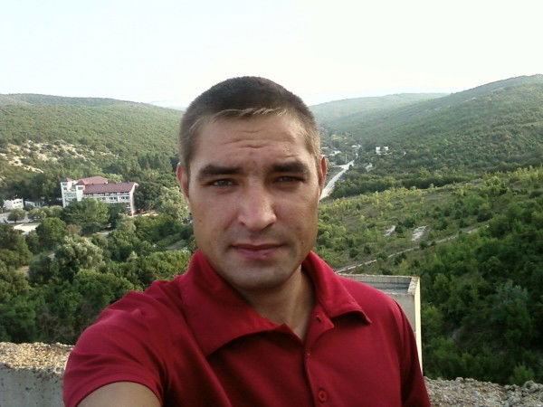 Денис Сергеев