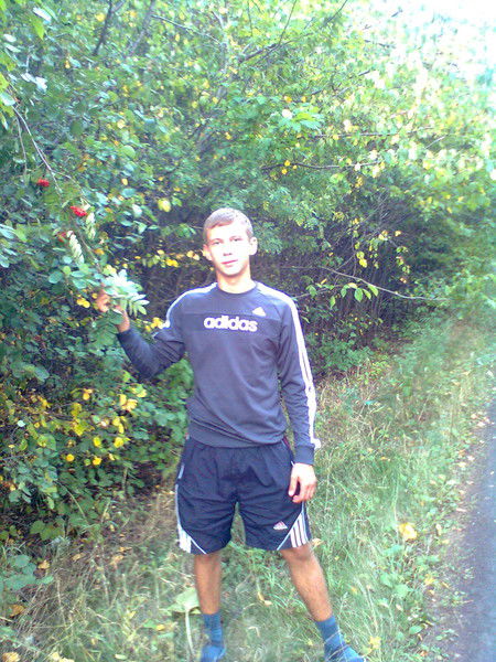 Костя Неживых