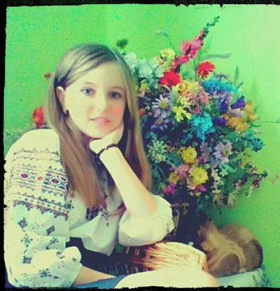 Вікторія Адам