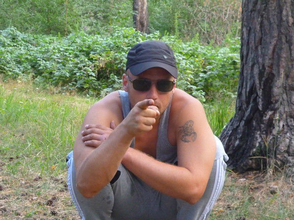 Мaксим Вaрлaков