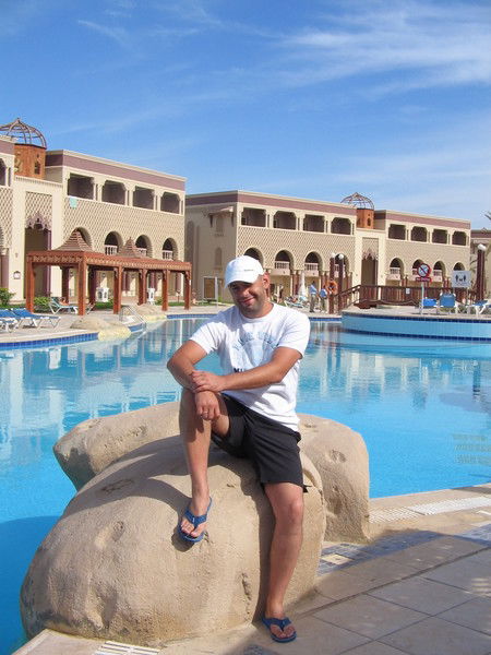 Александр Шабуцкий