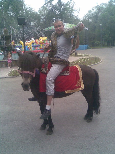 Антон Яковлев