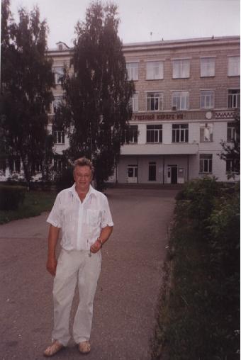 Анатолий Дементьев