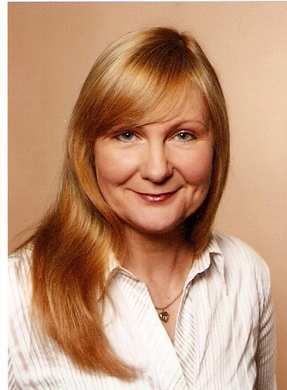 Елена Дерзян