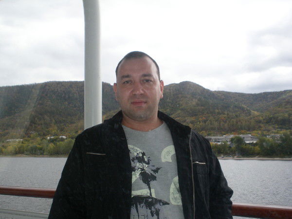 Рустем Султанов