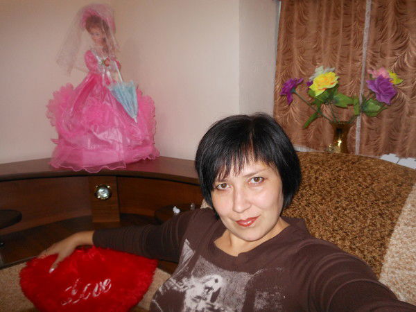 Елена Варелиди