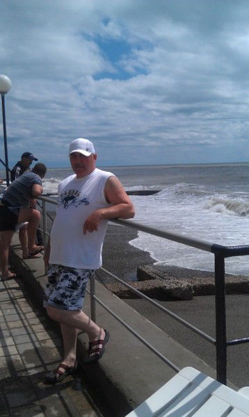 Анатолий Исаев