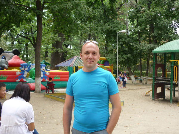 Денис Швыдкой