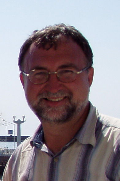 Олег Островский