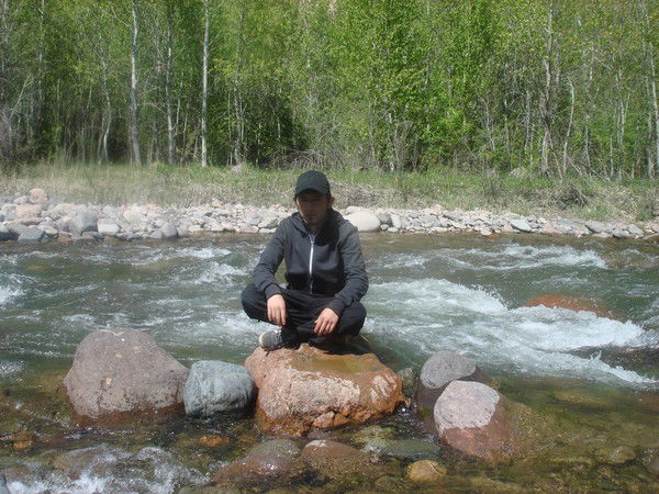 Алмас Бекмуратов