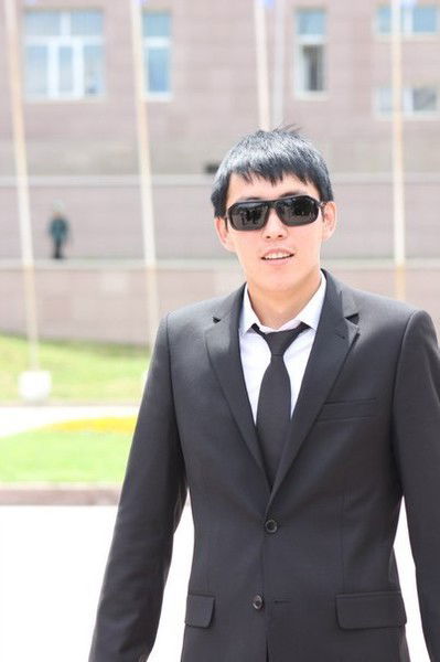 Азамат Алиев