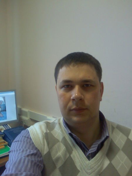 Александр Захаров