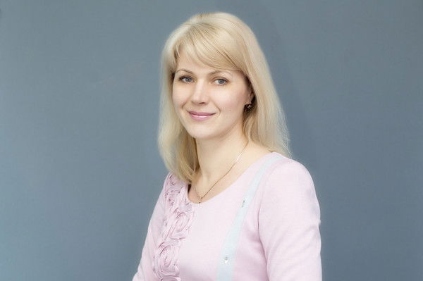 Елена Доброва