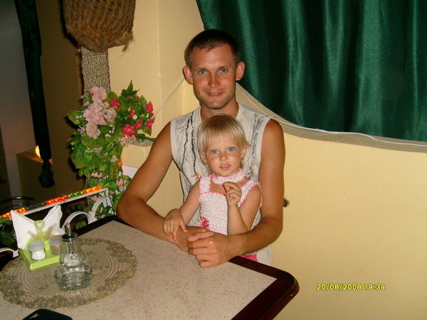 Олег Антонюк