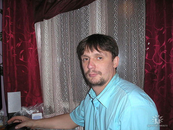 Роман Азеев