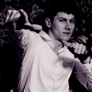 Виталий Чариков