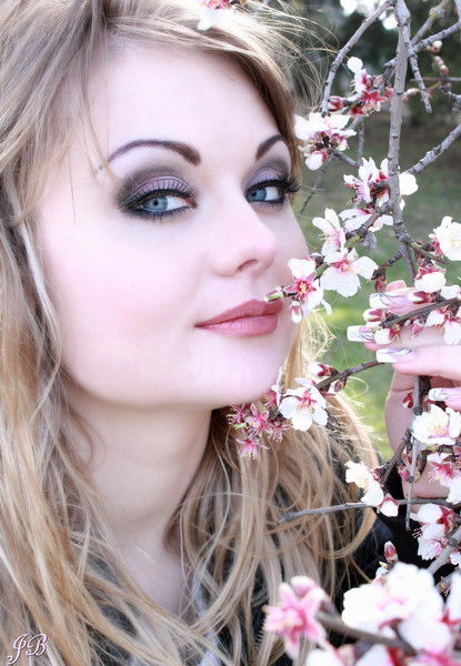 Юлия Сафонова