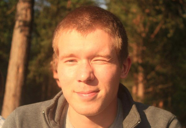 Андрей Захаров