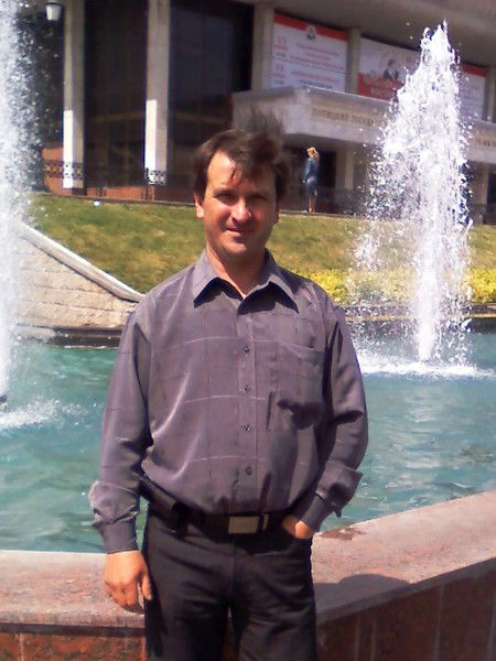 Андрей Комаров