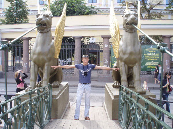 Николай Власов