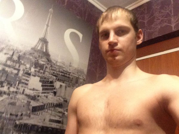 Руслан Мельников