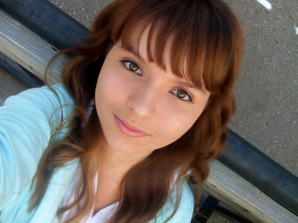 Юля Никонова