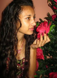 Асия Именова