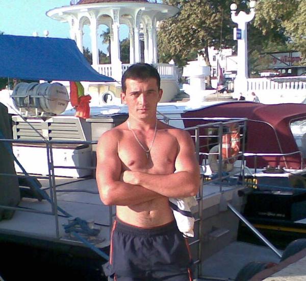 Александр Шапарев