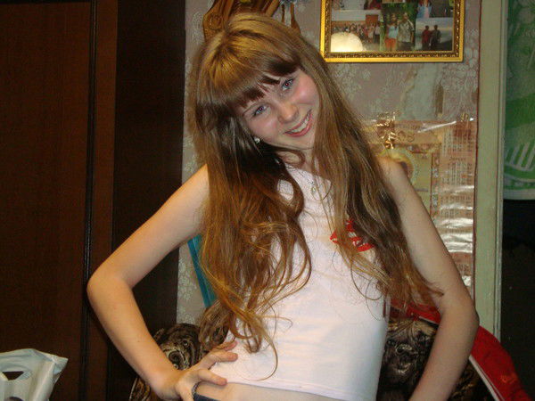 Анюта Братанова