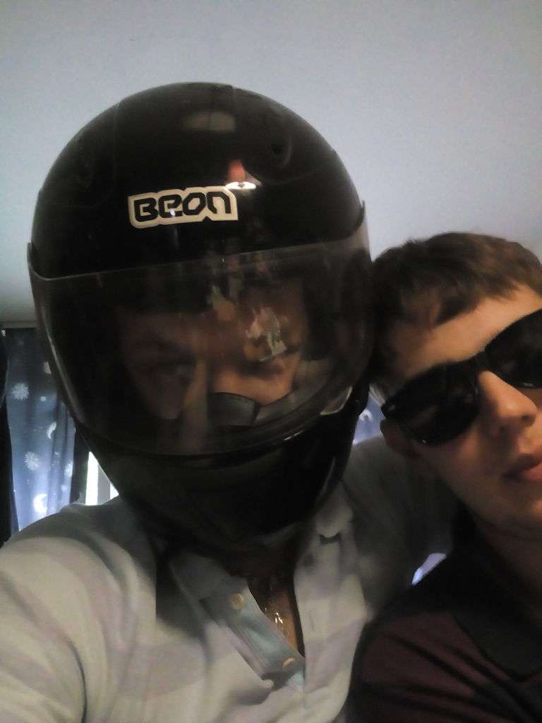 Алекс Белый