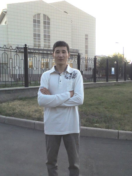 Азамат Трабаев