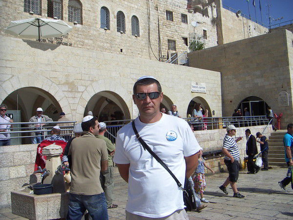 Евгений Сисин