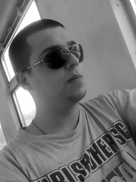 Неизвестно Неизвестно