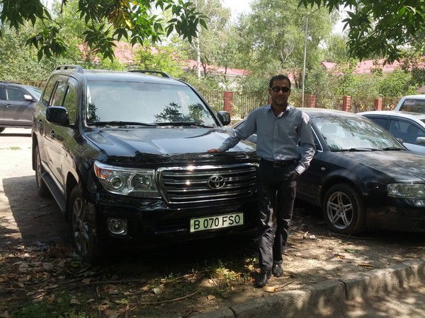 Женис Махатов