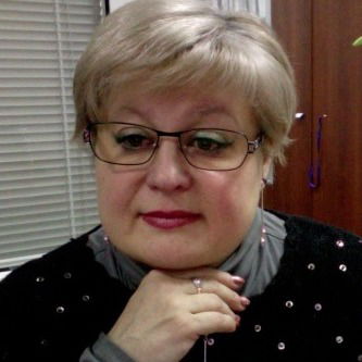 Елена Хан