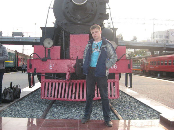 Коля Несвидомов