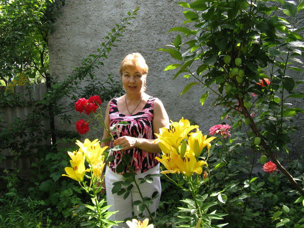 Валентина Меньшикова (Павловская)