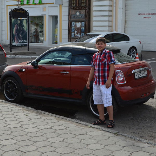 Виталий Сафонов