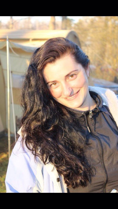 Елена Попова