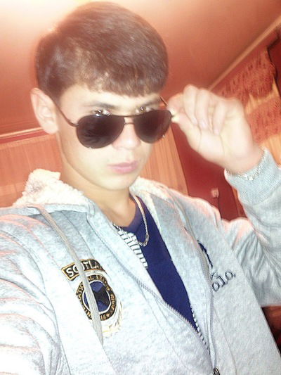 Холов Парвиз