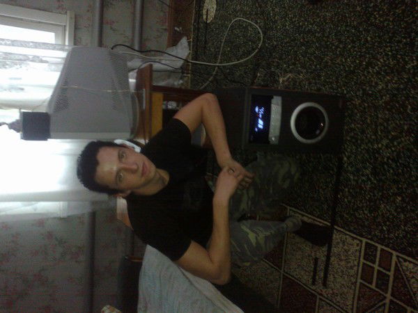 Виктор Larionov